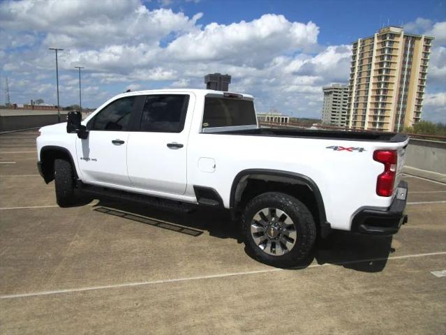 2023 Chevrolet Silverado 2500HD 4WD Crew Cab Standard Bed Custom