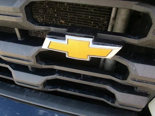 2023 Chevrolet Silverado 2500HD 4WD Crew Cab Standard Bed Custom
