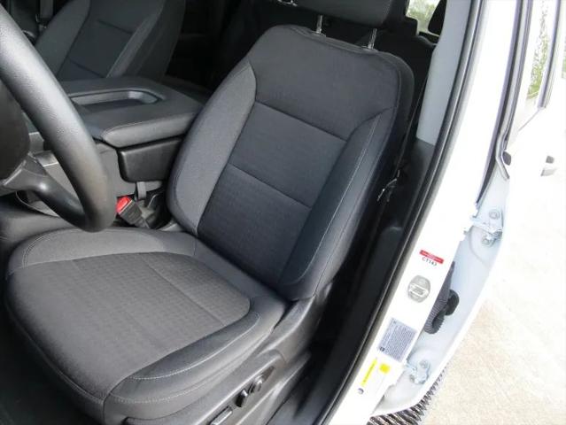 2023 Chevrolet Silverado 2500HD 4WD Crew Cab Standard Bed Custom