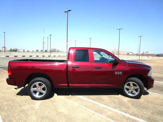 2017 Ram 1500 Express Quad Cab 4x4 6'4" Box