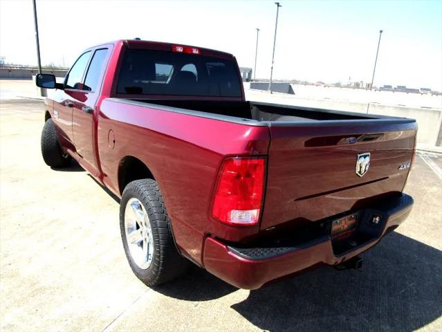 2017 Ram 1500 Express Quad Cab 4x4 6'4" Box