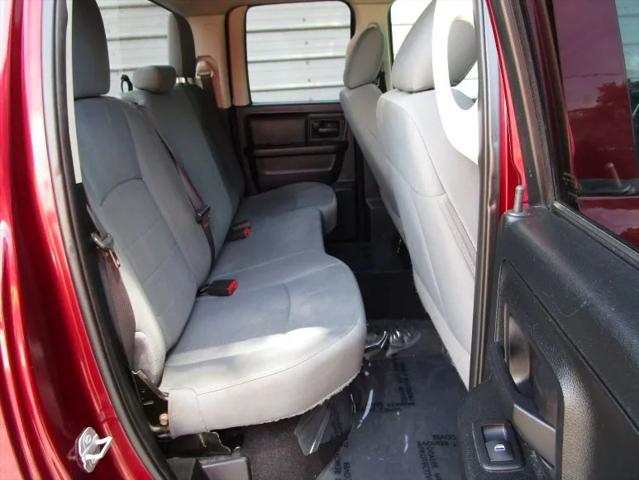 2017 Ram 1500 Express Quad Cab 4x4 6'4" Box