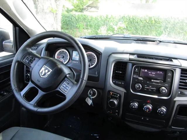 2017 Ram 1500 Express Quad Cab 4x4 6'4" Box