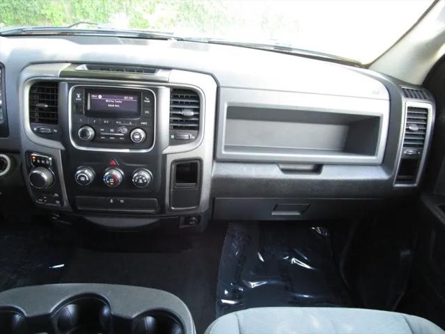 2017 Ram 1500 Express Quad Cab 4x4 6'4" Box