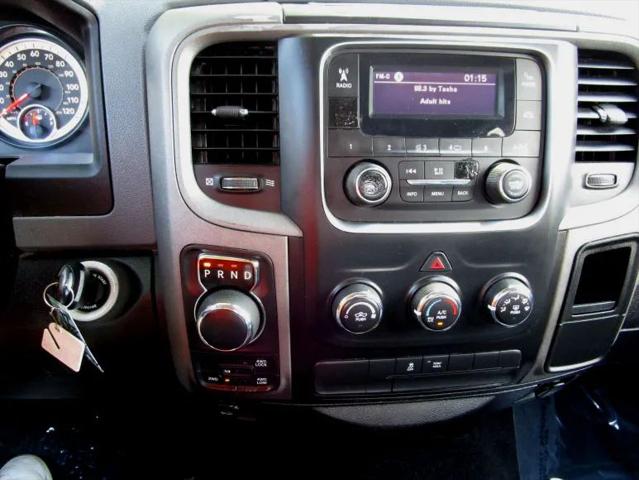 2017 Ram 1500 Express Quad Cab 4x4 6'4" Box