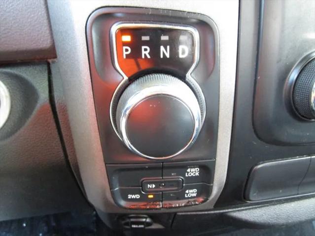 2017 Ram 1500 Express Quad Cab 4x4 6'4" Box