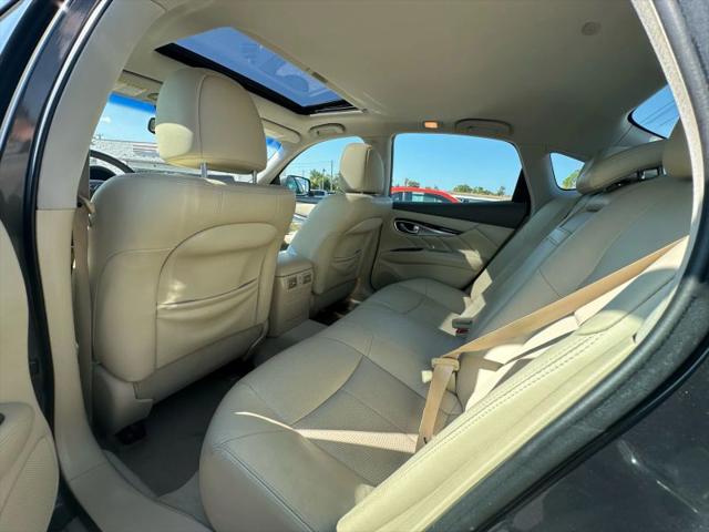 2013 INFINITI M37 M37