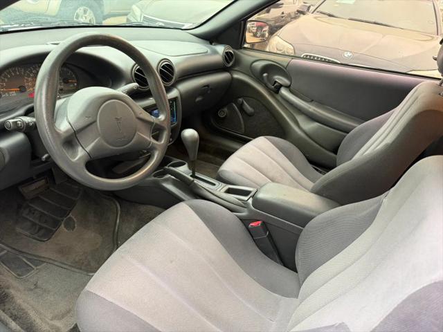 2004 Pontiac Sunfire Base