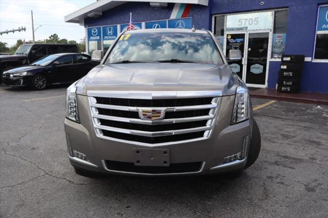 2017 Cadillac Escalade Luxury