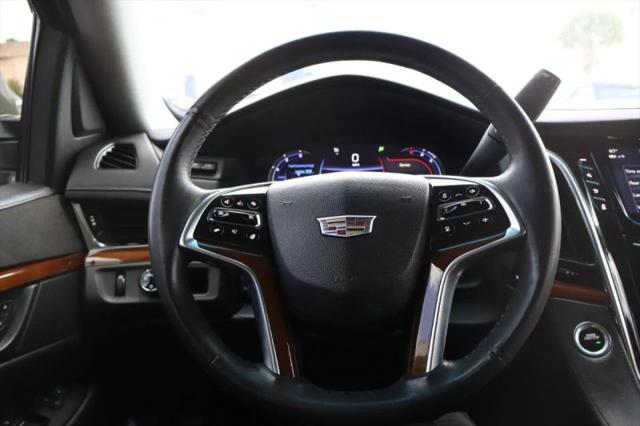 2017 Cadillac Escalade Luxury