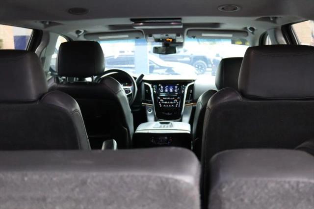 2017 Cadillac Escalade Luxury