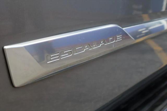 2017 Cadillac Escalade Luxury