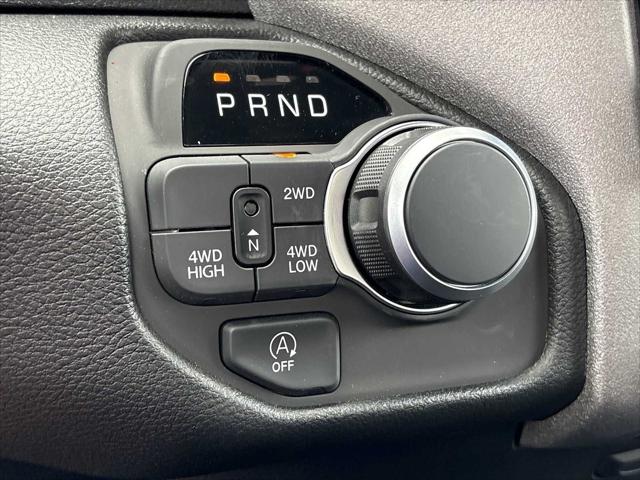 2026 Ram 1500 Tradesman Crew Cab 4x4 57 Box
