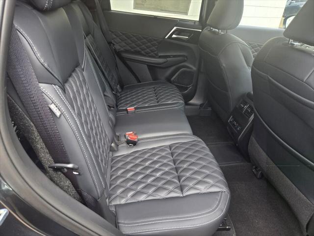 2025 Mitsubishi Outlander PHEV SEL S-AWC