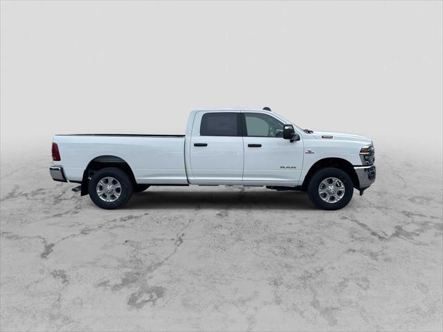 2026 Ram 3500 Big Horn Crew Cab 4x4 8 Box