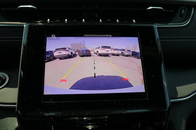 2026 Jeep Grand Cherokee L Laredo 4x4