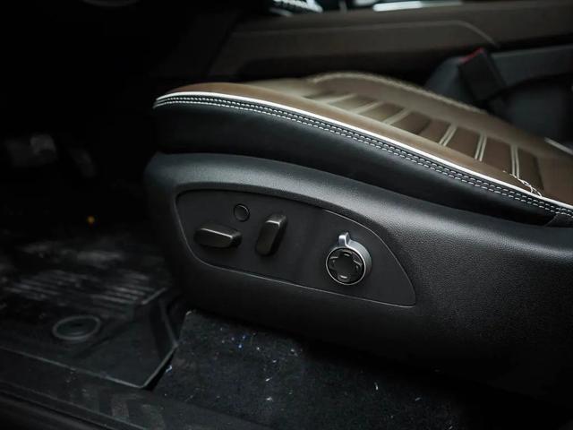 2026 GMC Acadia Denali Ultimate AWD