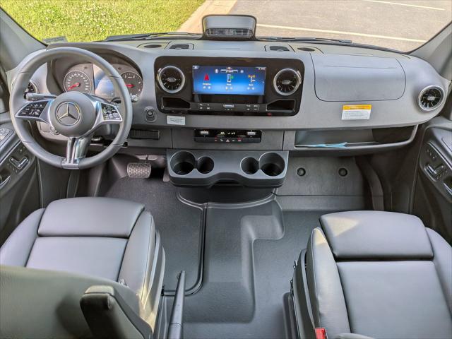 2025 Mercedes-Benz Sprinter 2500 Standard Roof 4-Cyl Diesel HO