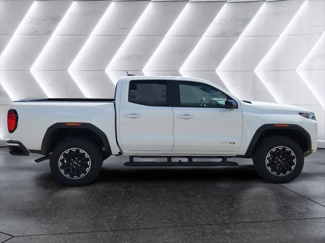 2026 GMC Canyon AT4, 4WD