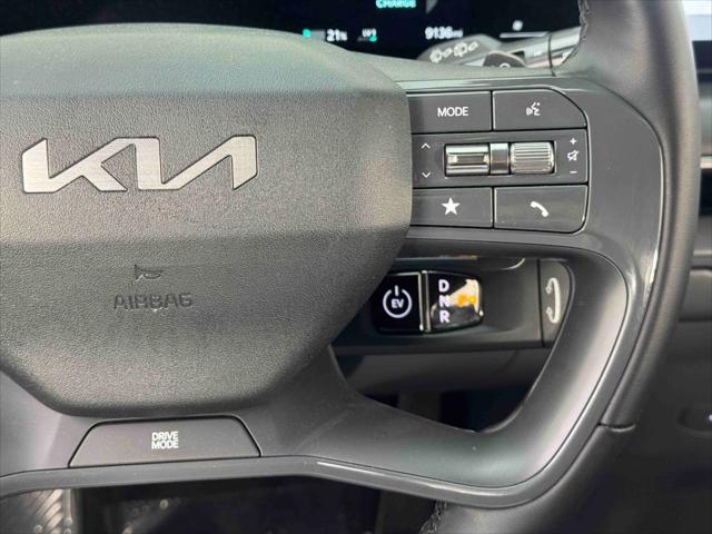 2024 Kia EV9 Light Long Range