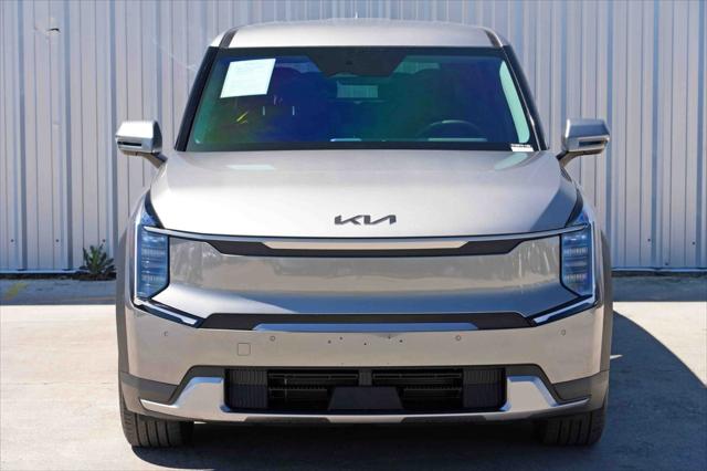 2024 Kia EV9 Light Long Range