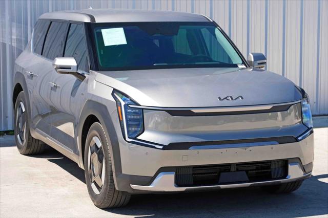 2024 Kia EV9 Light Long Range