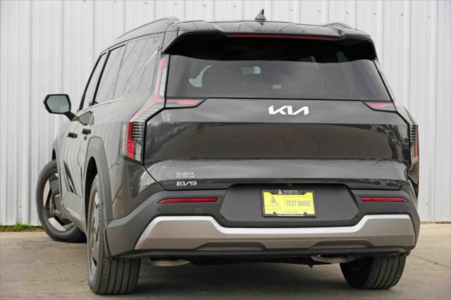 2024 Kia EV9 Wind