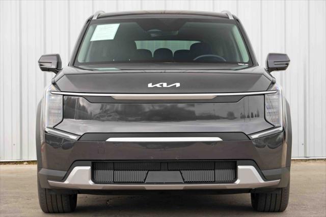 2024 Kia EV9 Wind