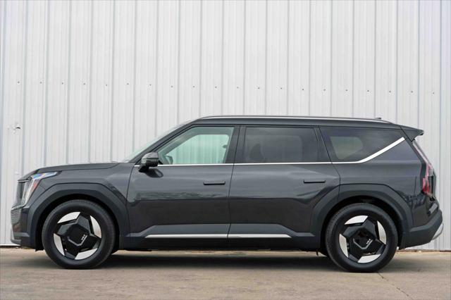 2024 Kia EV9 Wind