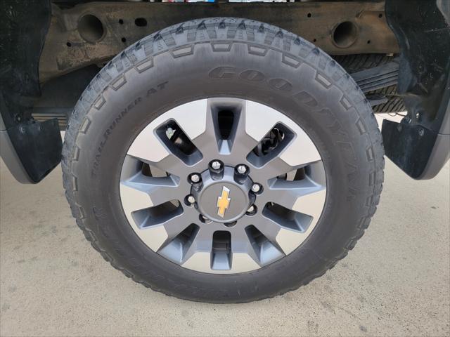 2024 Chevrolet Silverado 2500HD 4WD Crew Cab Standard Bed Custom