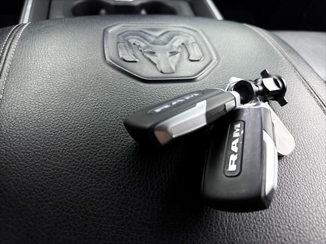2022 Ram 1500 Laramie Crew Cab 4x4 57 Box