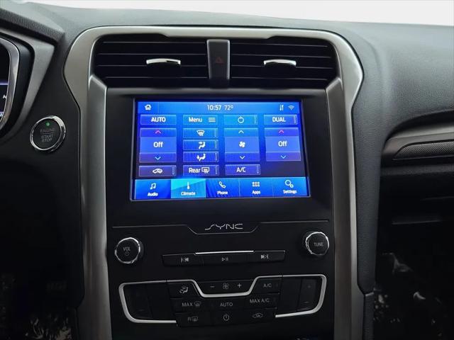 2020 Ford Fusion SE