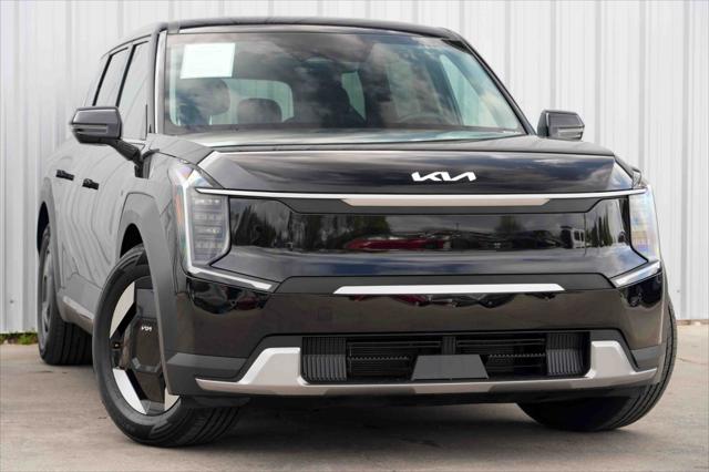 2024 Kia EV9 Light Long Range