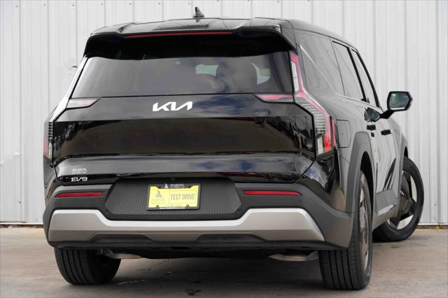 2024 Kia EV9 Light Long Range