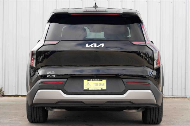 2024 Kia EV9 Light Long Range