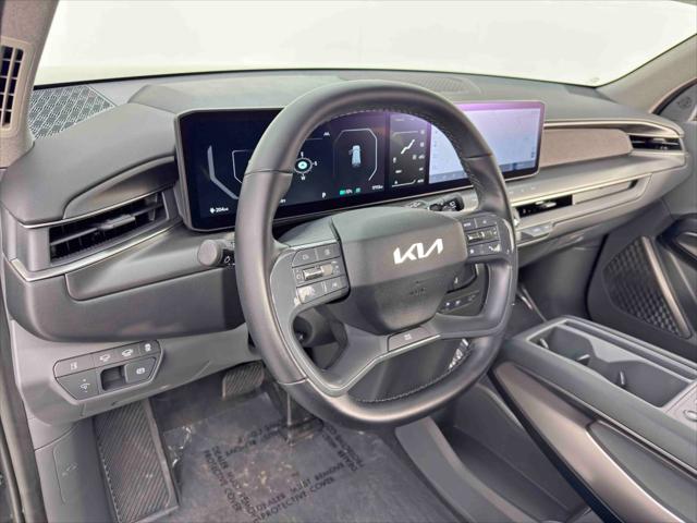 2024 Kia EV9 Light Long Range