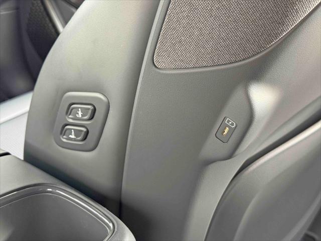 2024 Kia EV9 Light Long Range