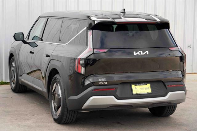 2024 Kia EV9 Light Long Range