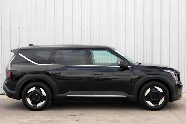 2024 Kia EV9 Light Long Range