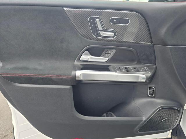 2023 Mercedes-Benz GLB 4MATIC