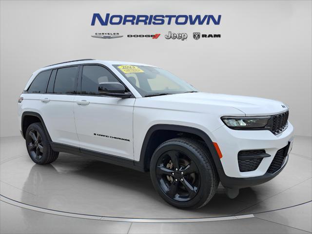 2023 Jeep Grand Cherokee Altitude 4x4 2023 Jeep Grand Cherokee Altitude 4x4