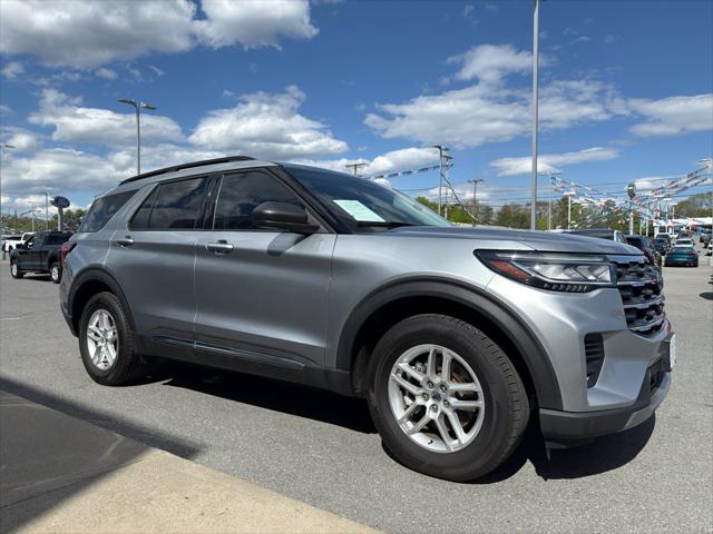 2025 Ford Explorer Active 2025 Ford Explorer Active