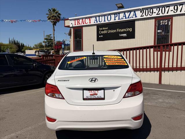 2016 Hyundai Accent SE