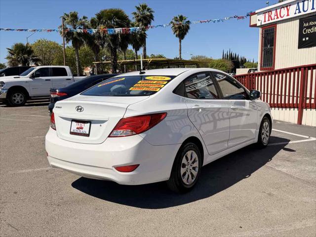 2016 Hyundai Accent SE