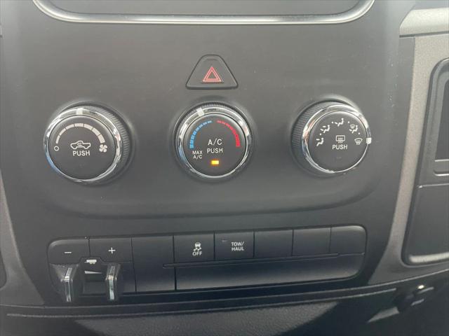 2019 Ram 1500 Classic Express Quad Cab 4x4 6'4" Box
