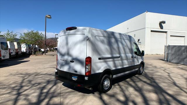 2023 Ford Transit Cargo Van Base