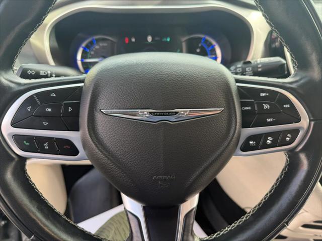 2022 Chrysler Pacifica Hybrid Touring L