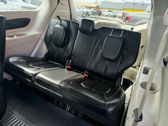 2022 Chrysler Pacifica Hybrid Touring L