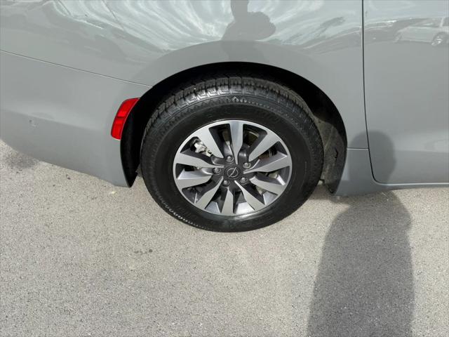 2022 Chrysler Pacifica Hybrid Touring L