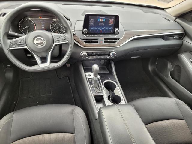 2024 Nissan Altima SV FWD